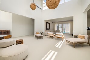 Smart TV, table tennis - 4/4.5 RooftopPoolPingPongGazeboNear Ritz&Beach (Noord)