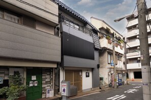 Exterior - Whitedragon60 (Osaka)