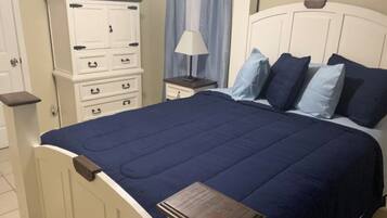 3 slaapkamers, een strijkplank/strijkijzer, wifi, beddengoed