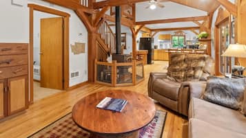 Smart TV, fireplace, foosball, books