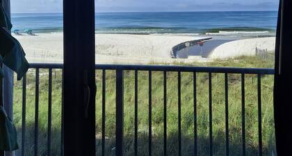Beach front, 1st floor and all rooms beach view! Great April Deals !