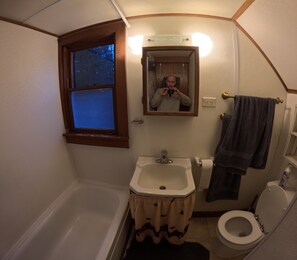 Handtücher, Seife, Shampoo, Toilettenpapier