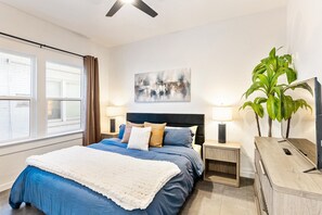 3 soverom, safe på rommet, strykejern/-brett og wi-fi (inkludert)