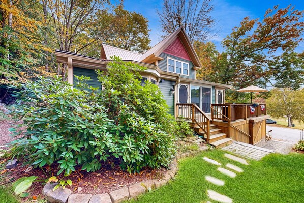 المنشأة من الخارج