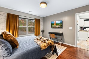 3 habitaciones, acceso a internet y ropa de cama