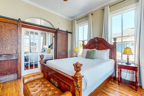 4 sovrum, strykjärn/strykbräda, internet och sängkläder