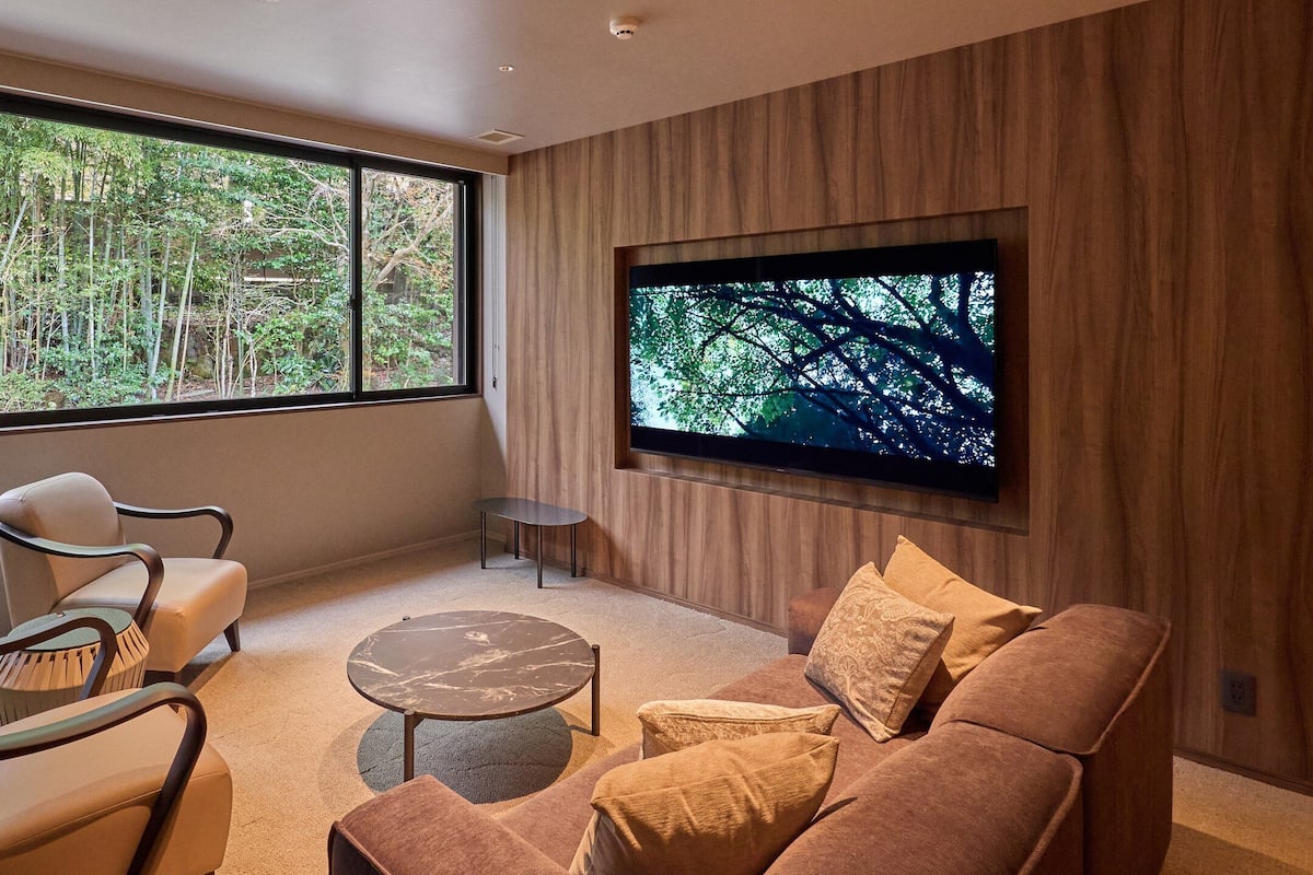 Dobbeltrom – standard | Sengetøy av topp kvalitet, individuelt dekorert og individuelt innredet