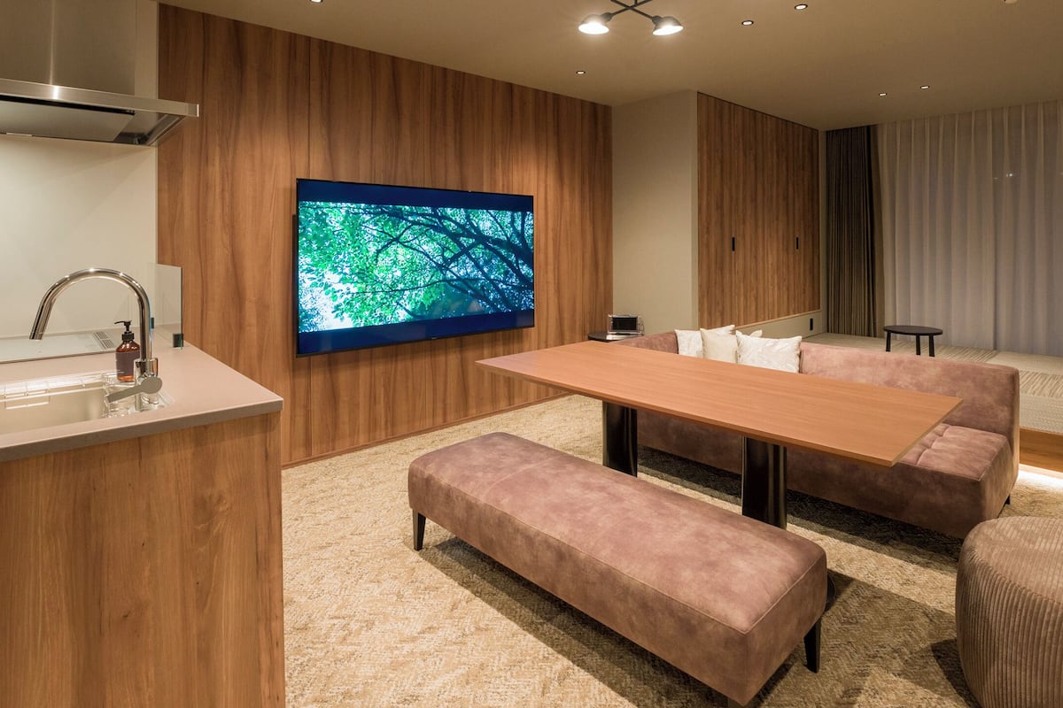 1 bedroom, premium bedding, individually decorated