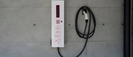 電動車充電站