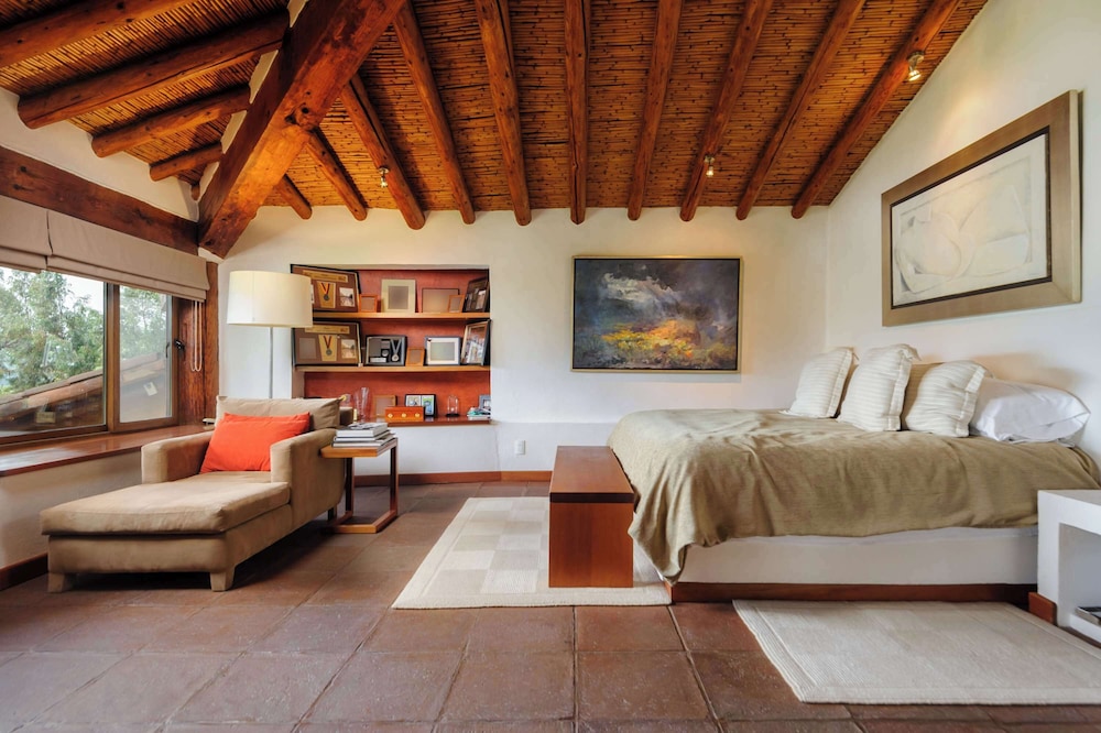 Serene Summit, Lakeview Serenity at La Peña Valle de Bravo Vrbo