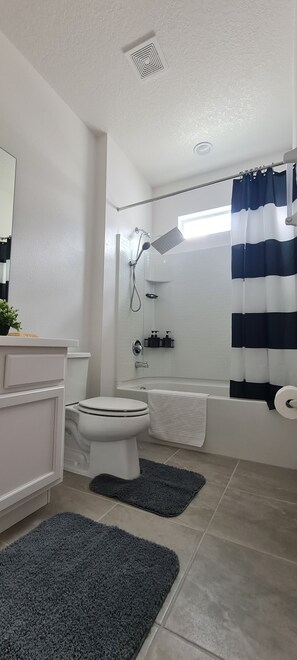 Bathroom - Disney Proximity Escape - Comfort in Kissimmee (Kissimmee)