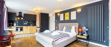 1 bedroom, WiFi, bed sheets