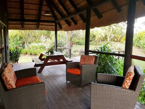 Outdoor dining - Rodo Mountain View 2 (Malkerns)