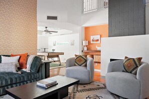 Tél évision, cheminée, jeux vidéo, baby-foot