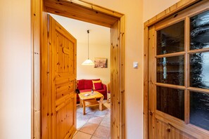 Interior - Apartment 'Fewo Altstadtkern Waren Müritz 2' with Shared Garden and Wi-Fi (Waren (Müritz))