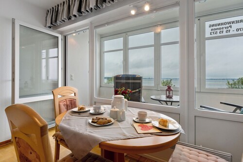 Ferienwohnung 'Förde-Traumblick 2' mit Meerblick, Balkon und Wi-Fi