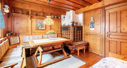 Ferienwohnung 'Munich Hideaway' mit privatem Garten und Balkon