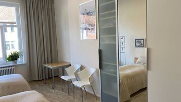 1 chambre, Wi-Fi gratuit, draps fournis