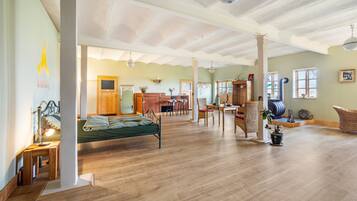 Wi-Fi gratuit, draps fournis