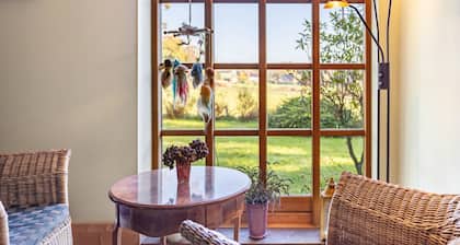 Einzimmerapartment 'Studiowohnung To Huus' mit privater Terrasse, privatem Garten und Wi-Fi