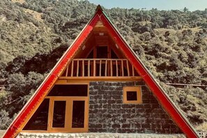 Mặt tiền nơi lưu trú