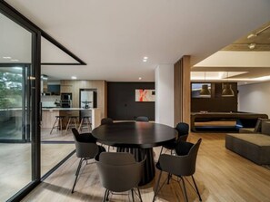 Premium Apartment | Dining room - Forever W&L Building (Medellín)