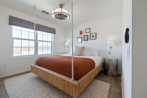 4 bedrooms, desk, travel crib, free WiFi