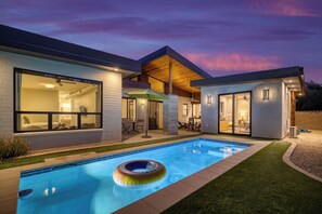 Pool - Sundrenched by AvantStay | Pool, Mins to Old Town (Scottsdale)