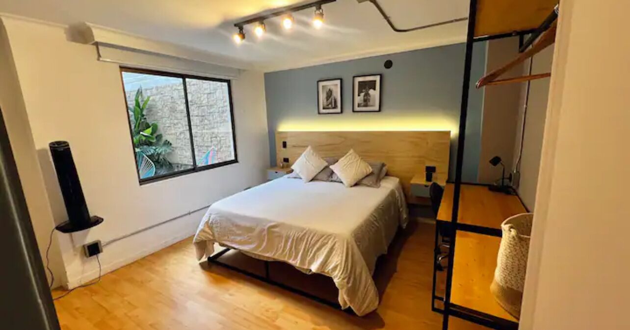 4 bedrooms, WiFi, bed sheets