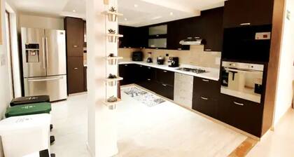 Ideal house in Laureles for families/friends