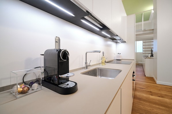 Loft Lune de Miel, 1 lit double et 1 canapé-lit, cuisine | Cuisine privée | Bouilloire électrique, grille-pain