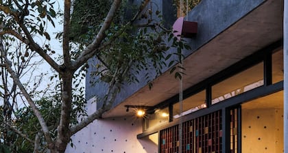 De Hué Space