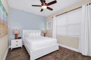 4 Schlafzimmer, Bügeleisen/Bügelbrett, WLAN, Bettwäsche