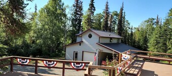 Charming 1-bedroom in wonderful Soldotna with Autumn Charm