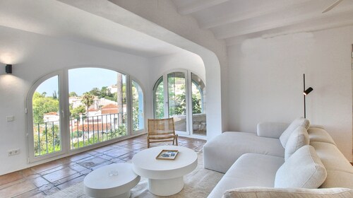 Luxury villa with sauna and private pool in Denia 10P