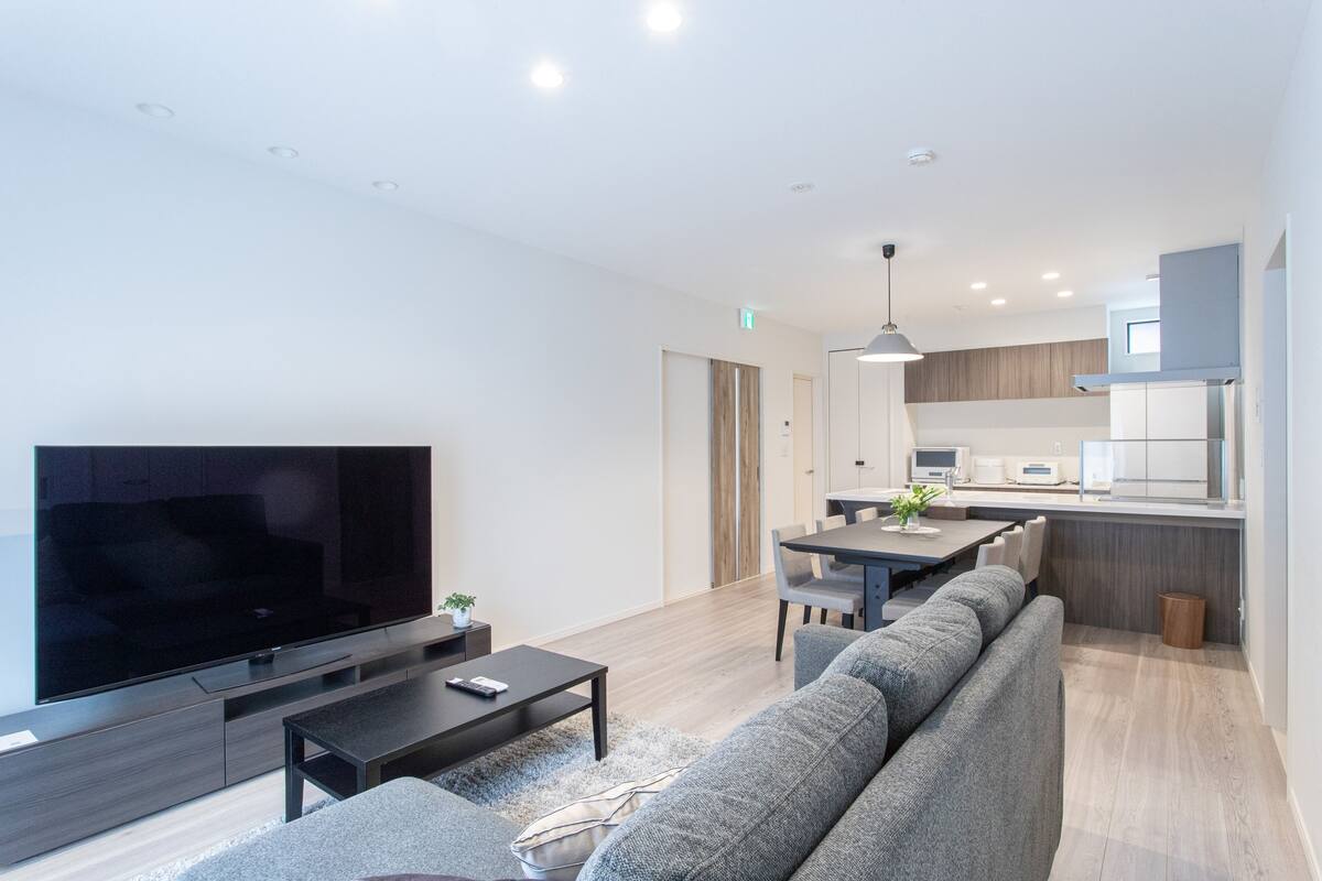 Comfort Villa, Bay View | 3 bedrooms, blackout drapes, iron/ironing board, free WiFi