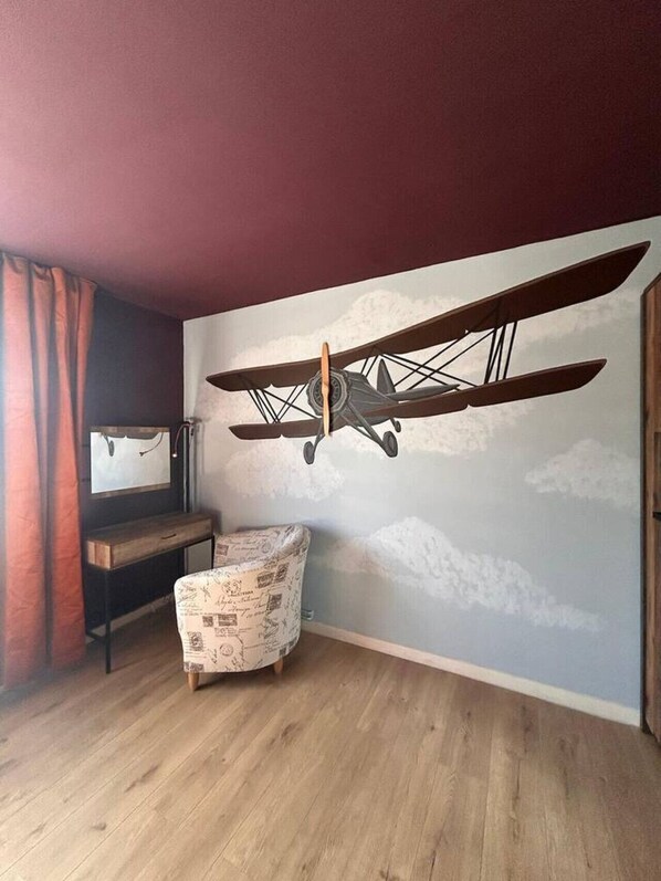 المنشأة من الداخل