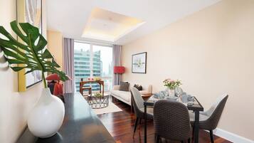 Apartment, 2 Bedrooms, Balcony, Garden View | Living room