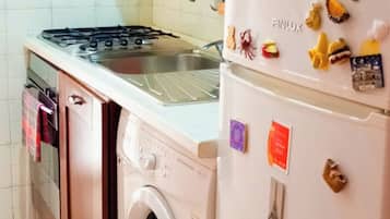 Microwave, oven, stovetop