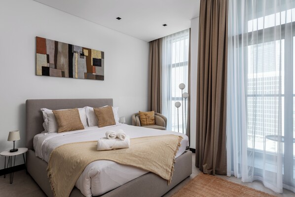 Iron/ironing board, free WiFi - Waves - Premium Studio Stay in the He (Dubai)