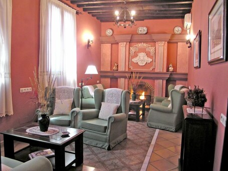 Hotel La Casa Grande del Burgo - view 2