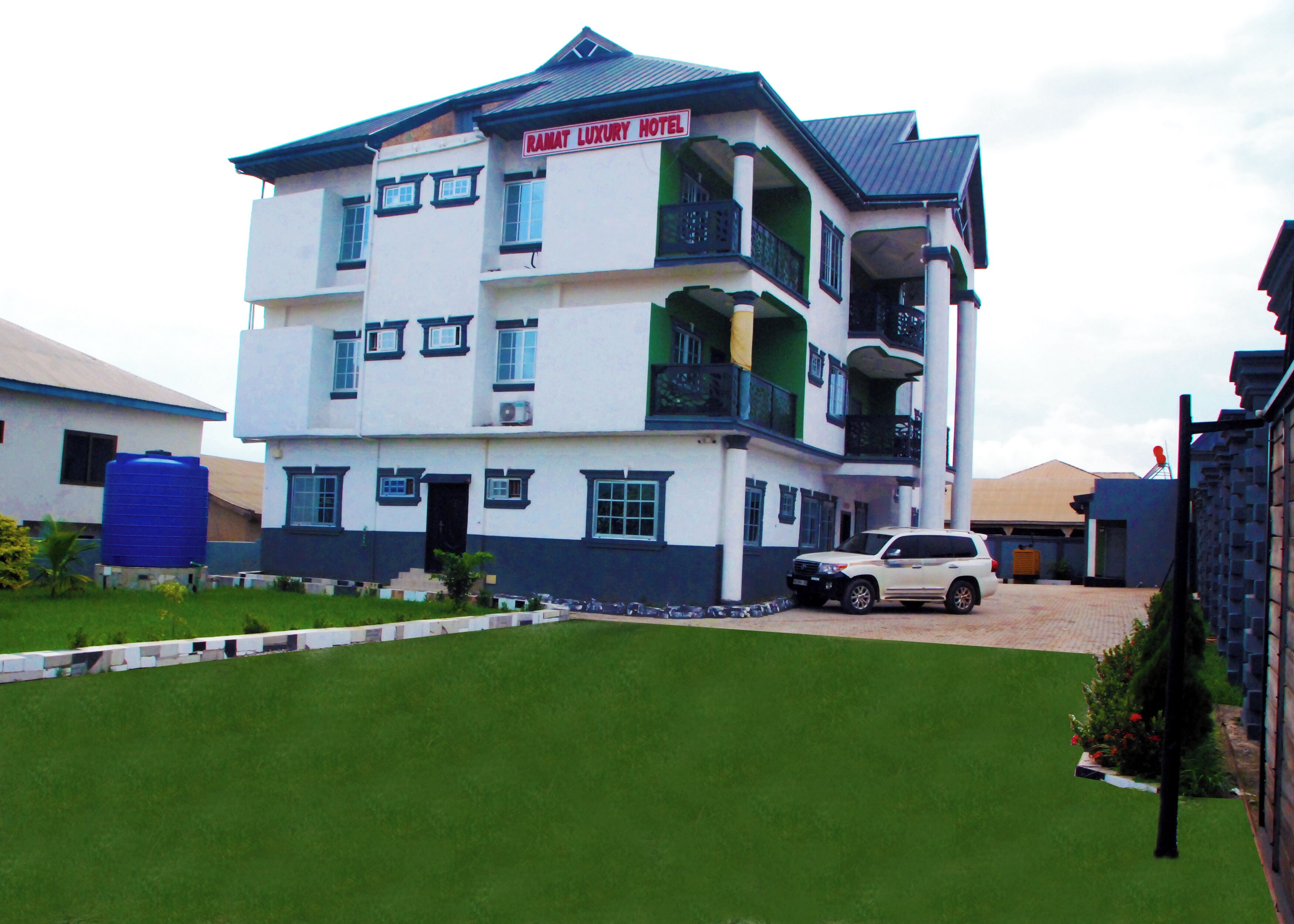 Photo - Ramat Luxury Hotel