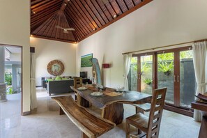 Villa | Dining room - Senang Villa by Betterplace (Canggu)