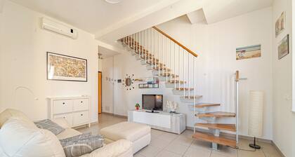 Mamo Florence - Mosse Bridge Apartment