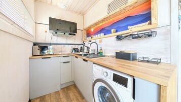 Domek (690) | Cocina privada | Hervidor eléctrico