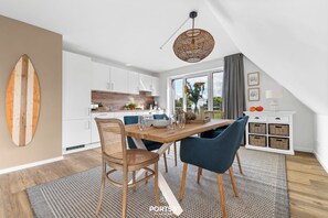 Dining - New vacation apartment Deichkind between Büsum and St. Peter-Ording with balcony (Norddeich)