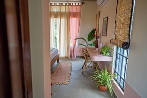 Interior - Vana by Loka - Self Catered Studios (Vanur)