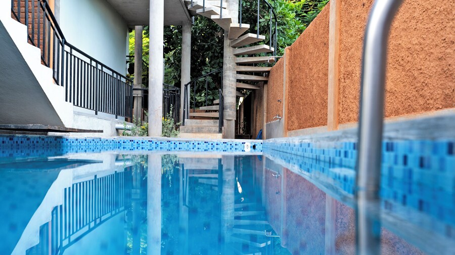 Vana by Loka - Self Catered Studios