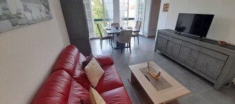 Bright T2 with Wi-Fi in central La Roche-Posay