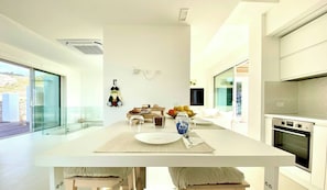 Villa, 3 Bedrooms, Smoking, Balcony | Private kitchen | Electric kettle, toaster, cookware/dishes/utensils - Prestigious Villa Olimpo With Pool And Sea View (Avola)